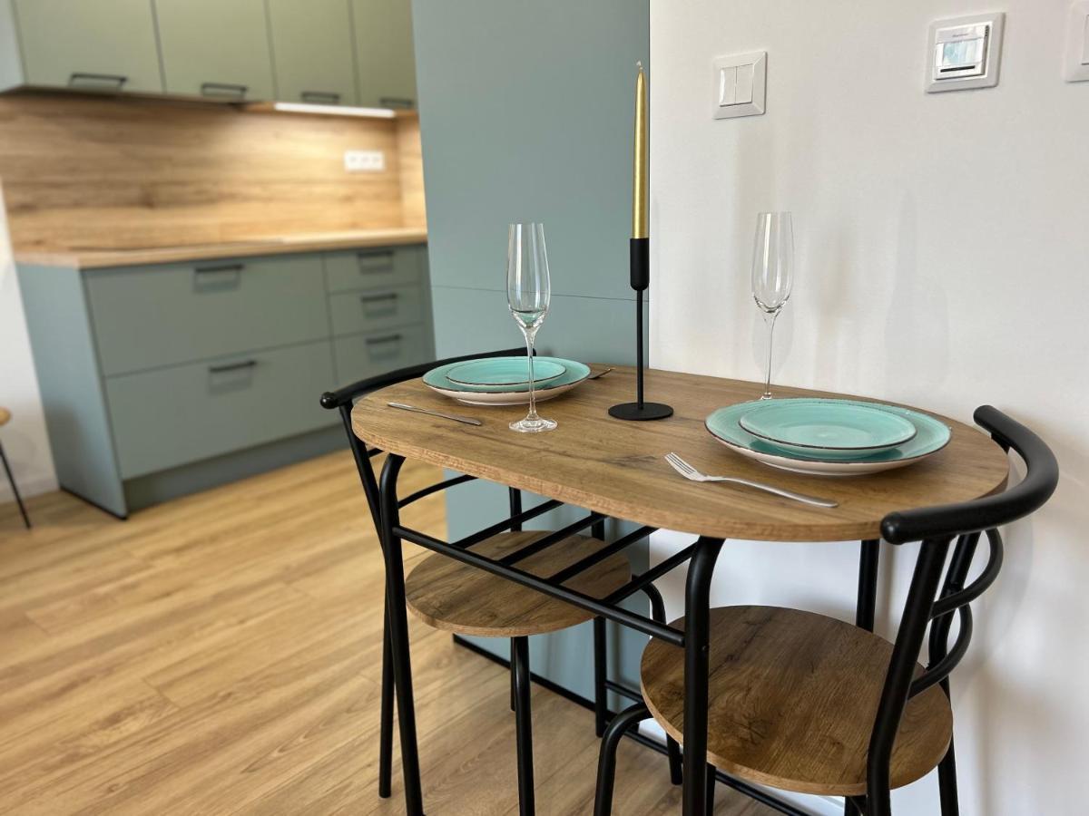 Cozy 1-Bedroom Condo Miloslavov Екстер'єр фото